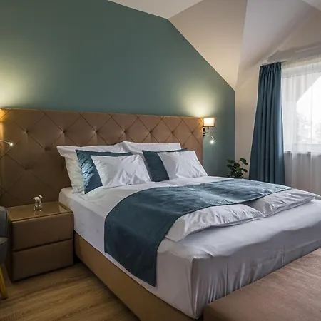 Kistücsök Food&room 4* Balatonszárszó