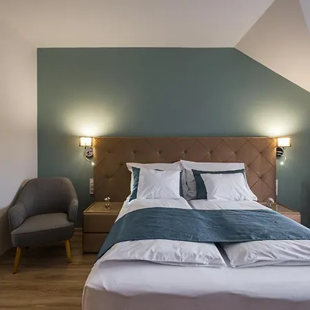 Bed & Breakfast Kistuecsoek Food &