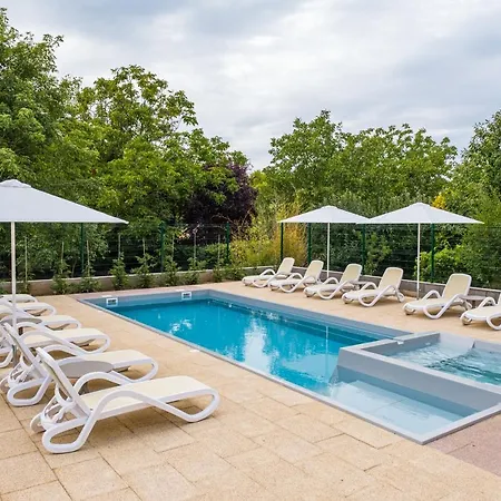 Bed & Breakfast Kistuecsoek Food &