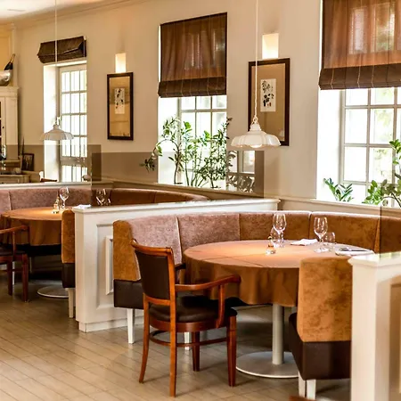 Kistuecsoek Food & 4* Balatonszárszó