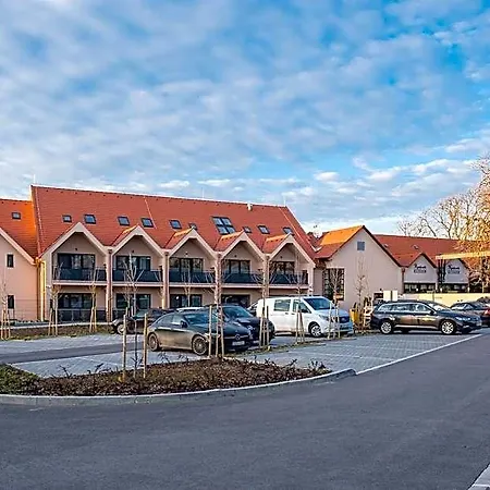 Kistuecsoek Food & Hotel 4*